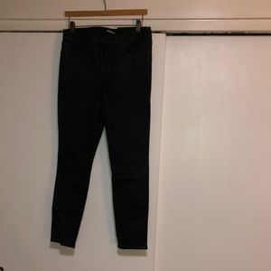 Black shiny ankle leggings- mid rise